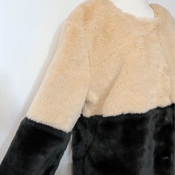 JOVONNA LONDON CREAM BLACK COLORBLOCK FAUX FUR JACKET COAT - 8 (12UK) - Picture 5 of 11